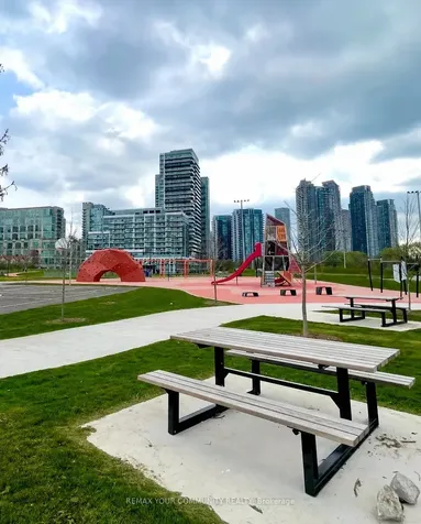 165 Legion Road N Toronto ON M8Y 0B3