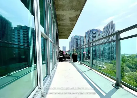 165 Legion Road N Toronto ON M8Y 0B3