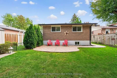 24 Willis Drive Brampton ON L6W 1A9
