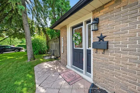 24 Willis Drive Brampton ON L6W 1A9