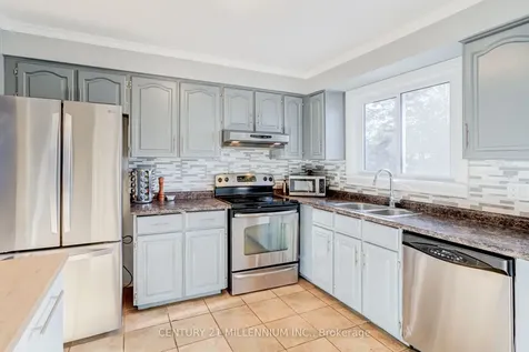 18 Morgandale Crescent E Orangeville ON L9W 3C7