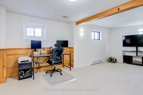 18 Morgandale Crescent E Orangeville ON L9W 3C7