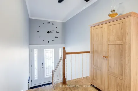 18 Morgandale Crescent E Orangeville ON L9W 3C7