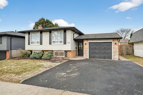 646 Cumberland Avenue Burlington ON L7N 2X5
