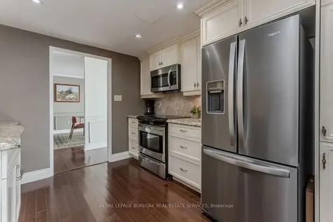 2170 Marine Drive Oakville ON L6L 5V1