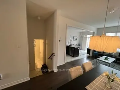 5534 Meadowcrest Avenue Mississauga ON L5M 0V1