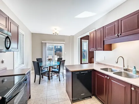 256 Sherwood Road Milton ON L9T 7C3