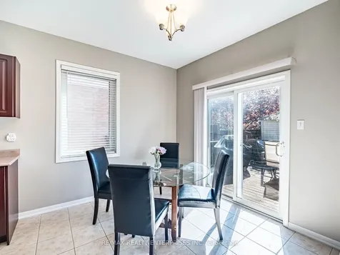 256 Sherwood Road Milton ON L9T 7C3