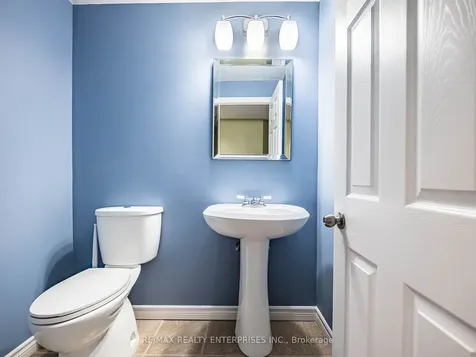 256 Sherwood Road Milton ON L9T 7C3
