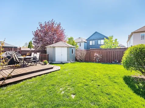 256 Sherwood Road Milton ON L9T 7C3
