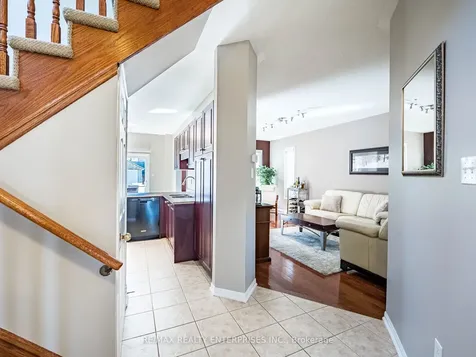 256 Sherwood Road Milton ON L9T 7C3