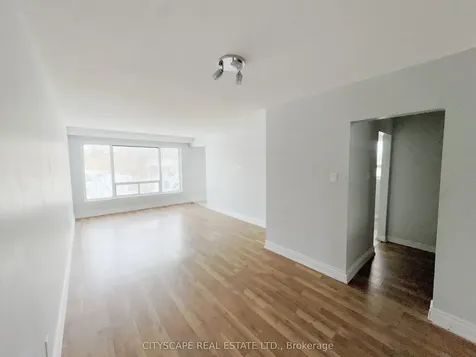 11 Melpham Court Toronto ON M9V 2H2
