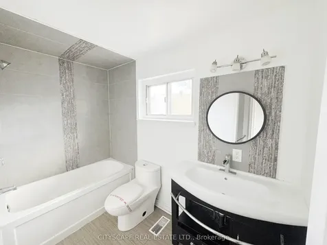 11 Melpham Court Toronto ON M9V 2H2