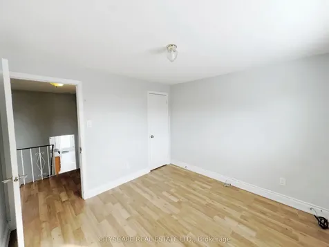 11 Melpham Court Toronto ON M9V 2H2