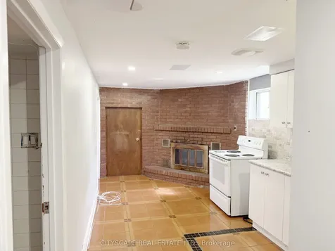 11 Melpham Court Toronto ON M9V 2H2
