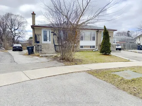 11 Melpham Court Toronto ON M9V 2H2