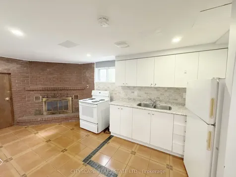 11 Melpham Court Toronto ON M9V 2H2