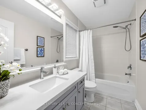 464 Dymott Avenue Milton ON L9T 7V1