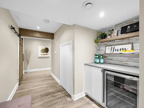 464 Dymott Avenue Milton ON L9T 7V1