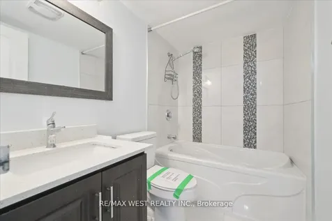 1624 Bloor Street E Mississauga ON L4X 2S2