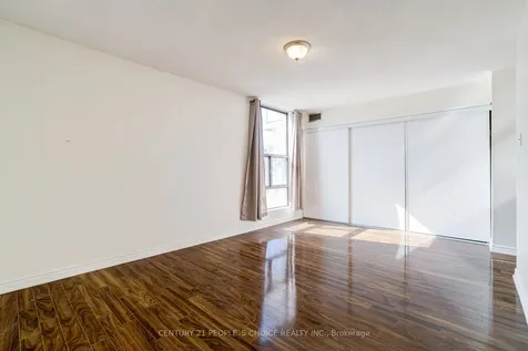 4 Kings Cross Road Brampton ON L6T 3X8