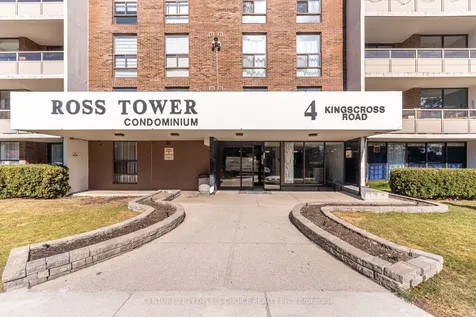 4 Kings Cross Road Brampton ON L6T 3X8