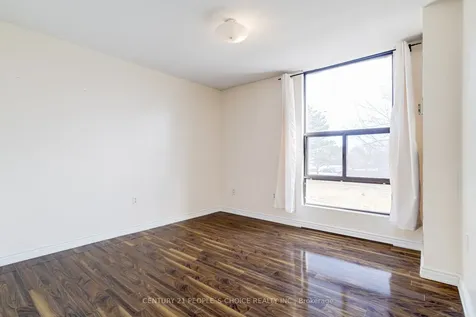 4 Kings Cross Road Brampton ON L6T 3X8