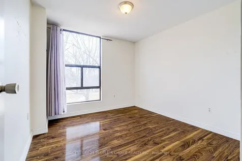 4 Kings Cross Road Brampton ON L6T 3X8