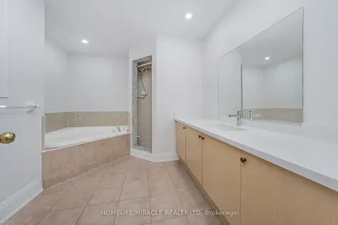 18 Dawes Road Brampton ON L6X 0R9