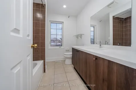18 Dawes Road Brampton ON L6X 0R9