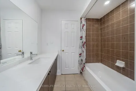 18 Dawes Road Brampton ON L6X 0R9
