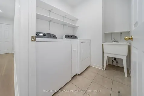 18 Dawes Road Brampton ON L6X 0R9