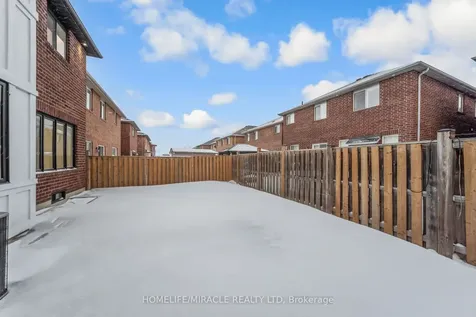 18 Dawes Road Brampton ON L6X 0R9