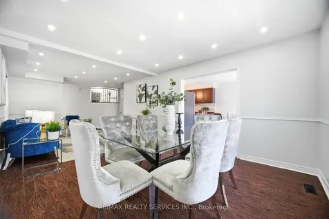 23 Wandering Trail Drive Brampton ON L7A 1T5