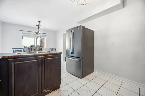 23 Wandering Trail Drive Brampton ON L7A 1T5