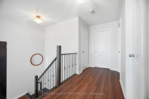 23 Wandering Trail Drive Brampton ON L7A 1T5