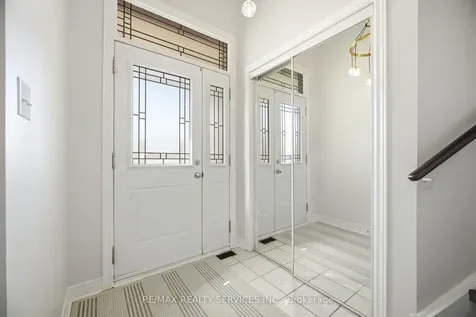 23 Wandering Trail Drive Brampton ON L7A 1T5