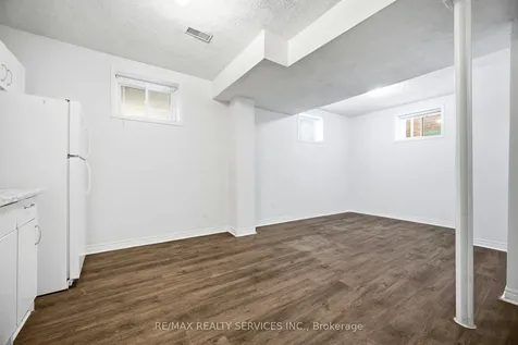 23 Wandering Trail Drive Brampton ON L7A 1T5