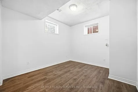 23 Wandering Trail Drive Brampton ON L7A 1T5