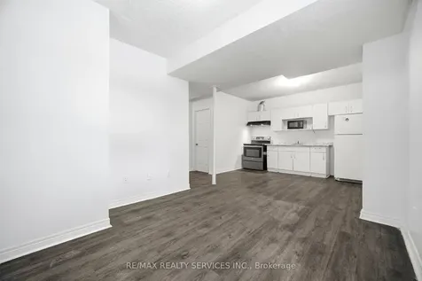 23 Wandering Trail Drive Brampton ON L7A 1T5