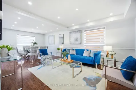 23 Wandering Trail Drive Brampton ON L7A 1T5