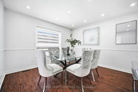 23 Wandering Trail Drive Brampton ON L7A 1T5