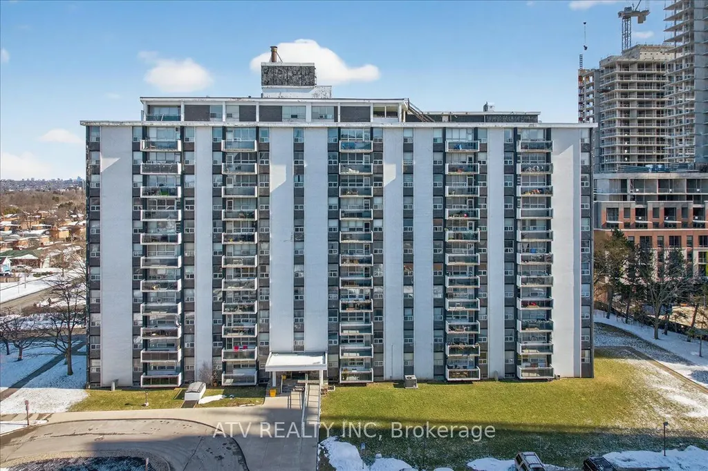 151 La Rose Avenue Toronto ON M9P 1B3