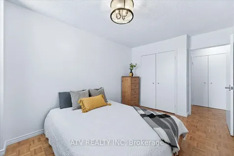 151 La Rose Avenue Toronto ON M9P 1B3