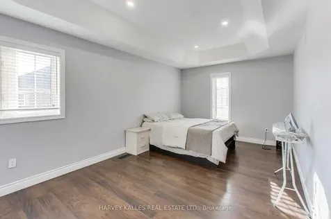 29 Ness Road Brampton ON L6Y 5N9