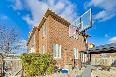 29 Ness Road Brampton ON L6Y 5N9
