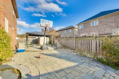 29 Ness Road Brampton ON L6Y 5N9