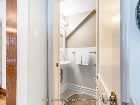 32 Wellington Street E Brampton ON L6W 1Y4