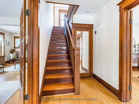 32 Wellington Street E Brampton ON L6W 1Y4