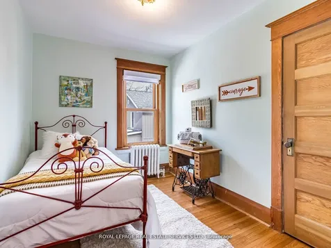 32 Wellington Street E Brampton ON L6W 1Y4